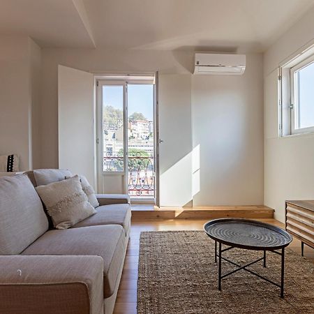 Wonderful Flat Near River W/ Ac By Lovelystay Porto Zewnętrze zdjęcie