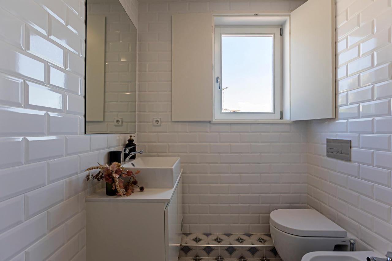 Wonderful Flat Near River W/ Ac By Lovelystay Porto Zewnętrze zdjęcie